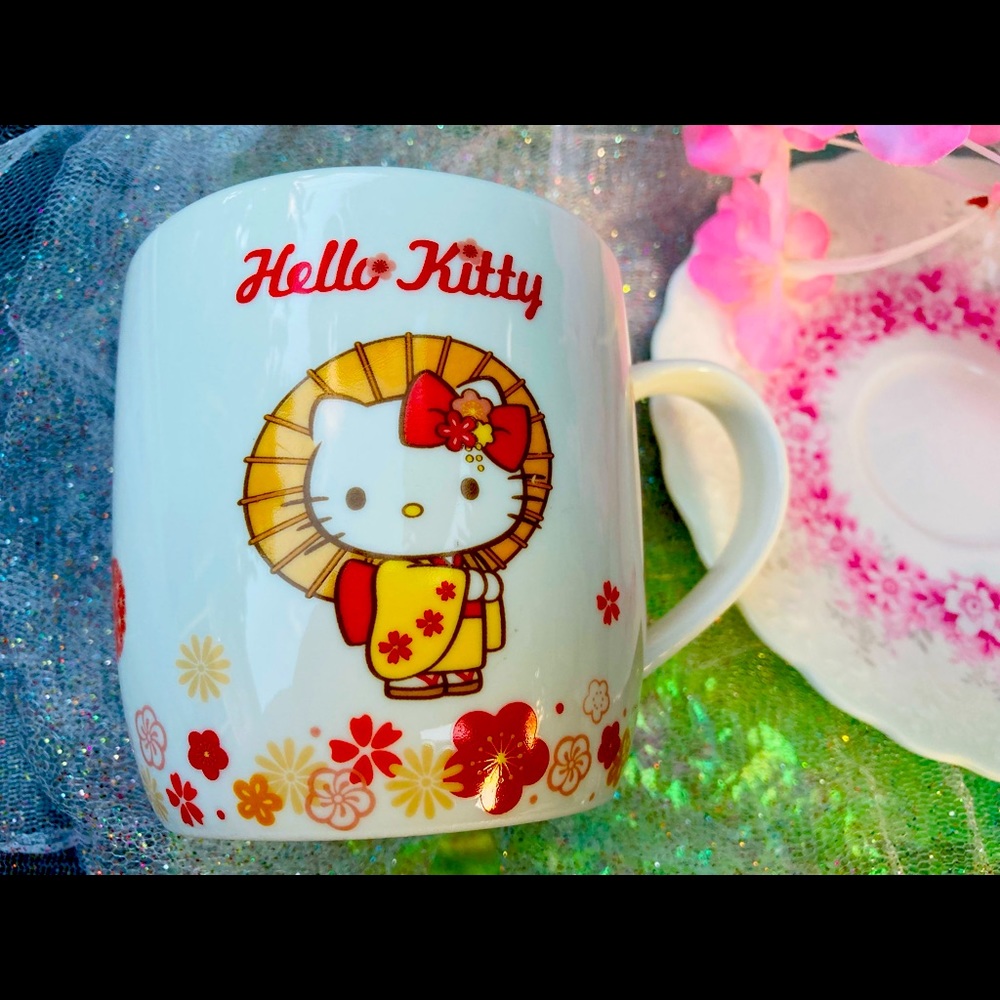 🌸Hello kitty Mug🌸 Dishware for that  [[Sakura Kawaii Aesthetic]]!